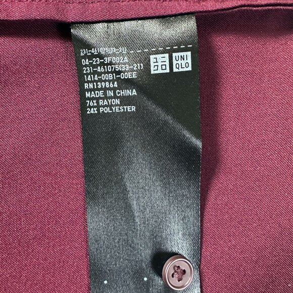 Uniqlo Wine Rayon Blouse Sz S Button Down Vamp Goth Office Career Dark Academia - Picture 5 of 6